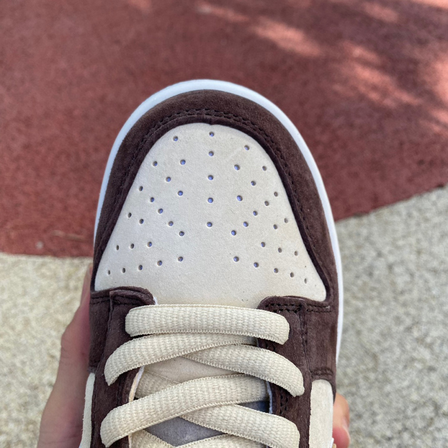 Tomo Katsuhiro x Nike SB Dunk Low 