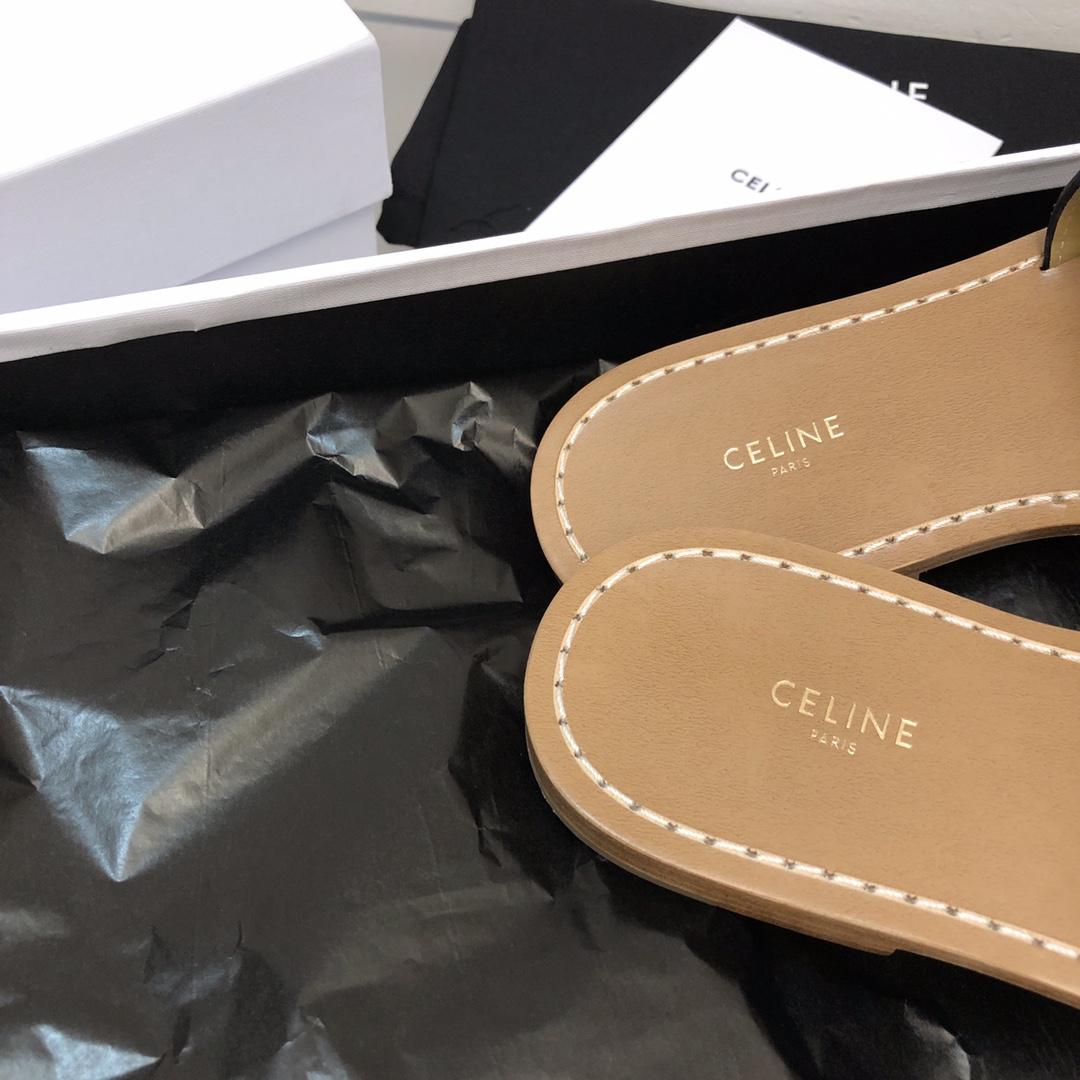 Celine Triomphe Mule In Calfskin - DesignerGu