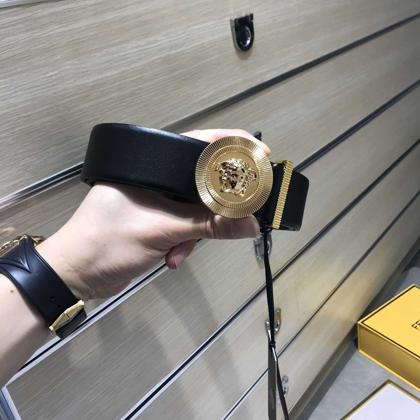 Versace Medusa Leathre Belt 38mm - DesignerGu