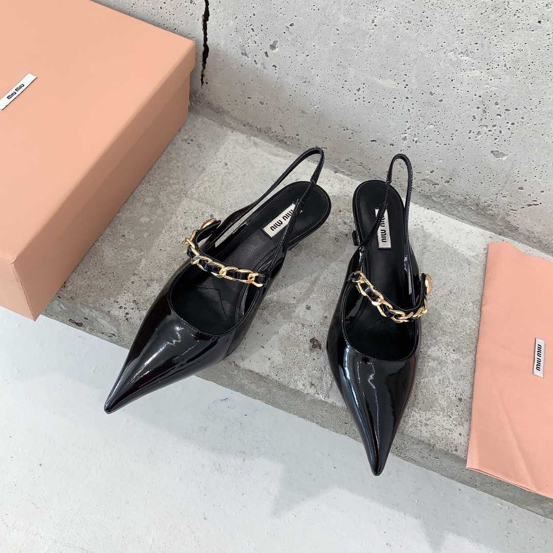 Miu Miu Patent Leather Slingback Pumps - DesignerGu