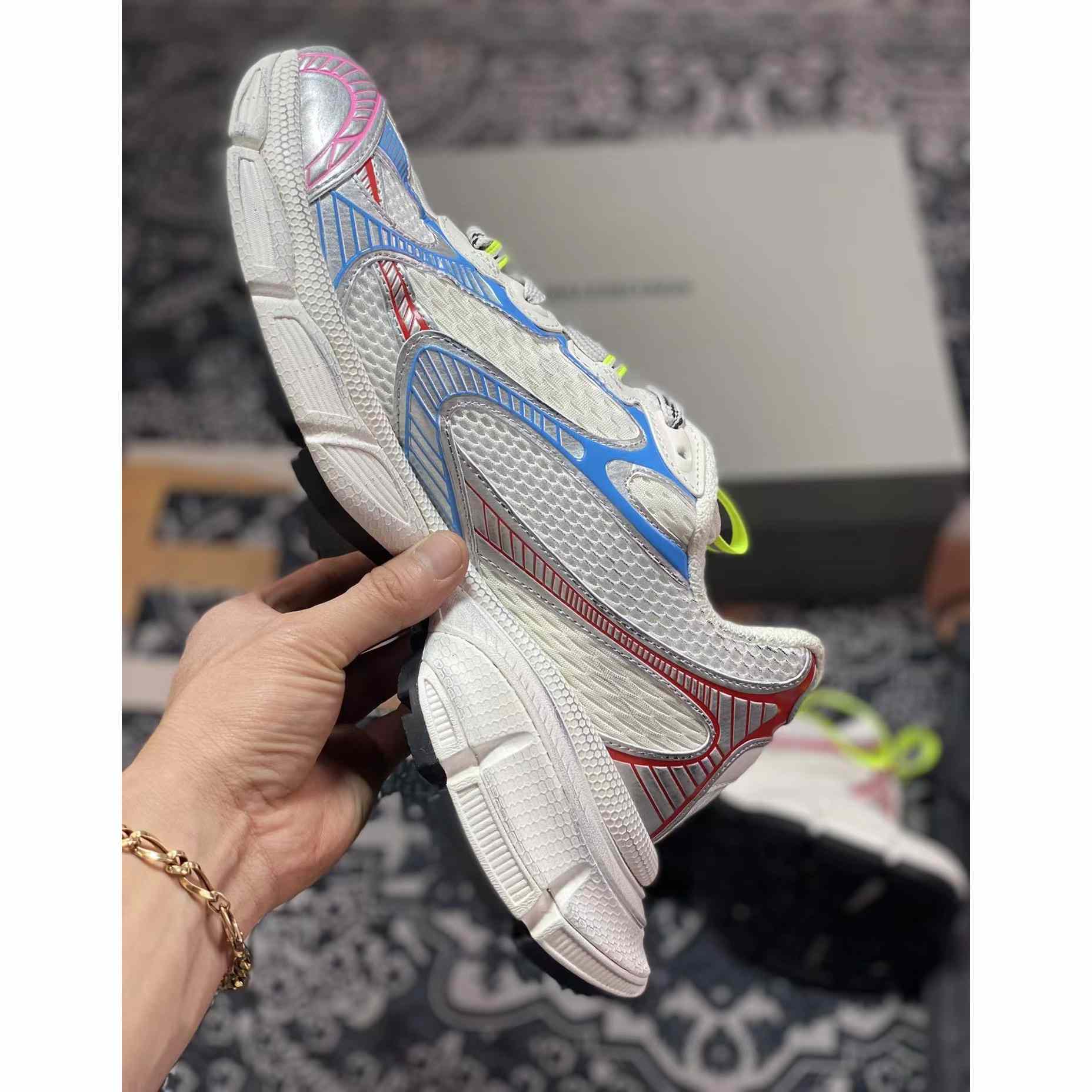 Balenciaga 3XL Sneaker In White - DesignerGu