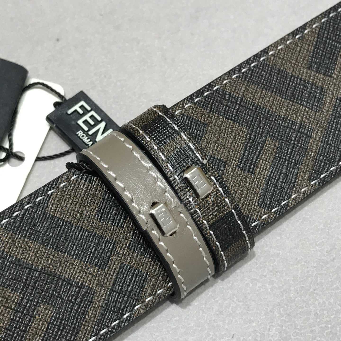 Fendi Leather Belt - DesignerGu