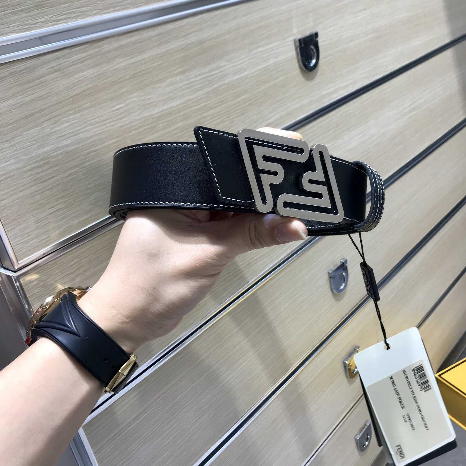 Fendi Black Leather Belt - DesignerGu