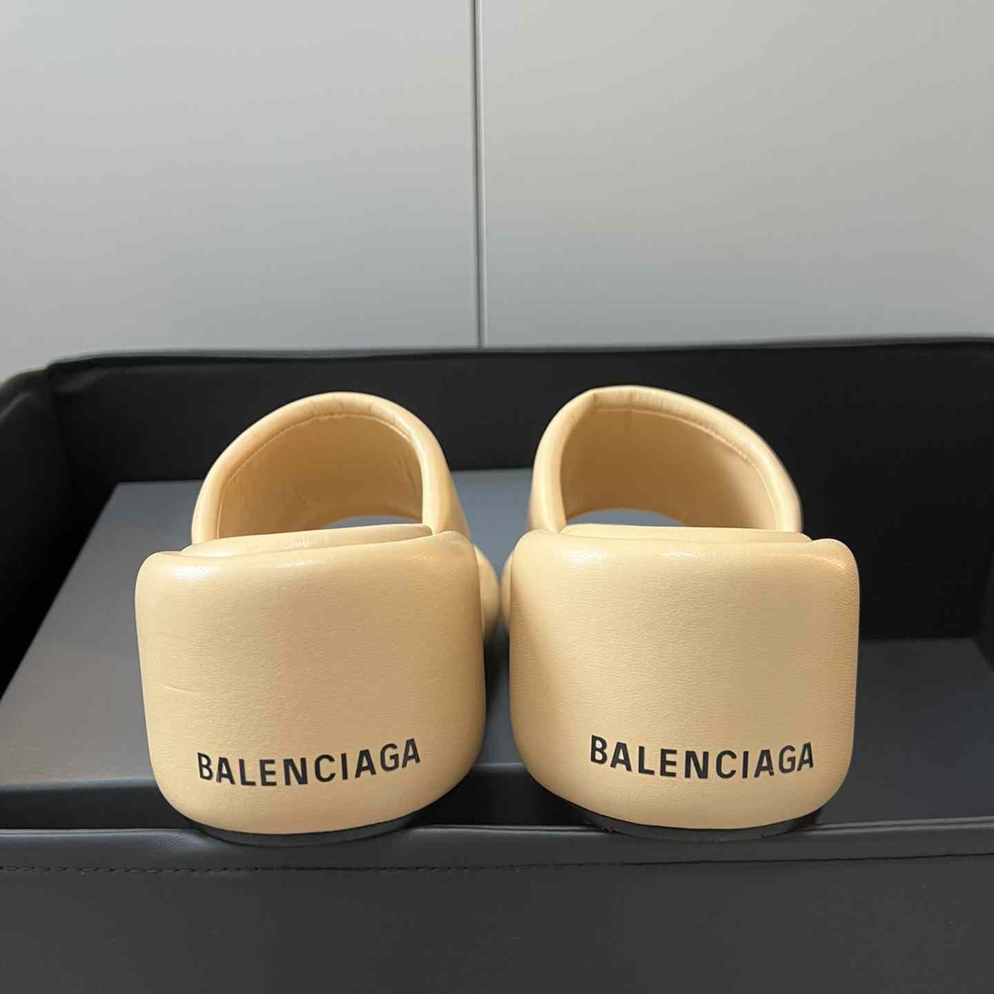 Balenciaga Rise Wedge Sandals - DesignerGu