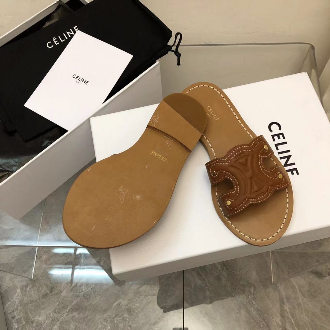 Celine Triomphe Mule In Calfskin - DesignerGu