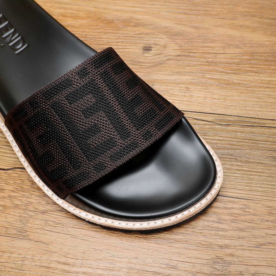 Fendi FF Logo Slides - DesignerGu