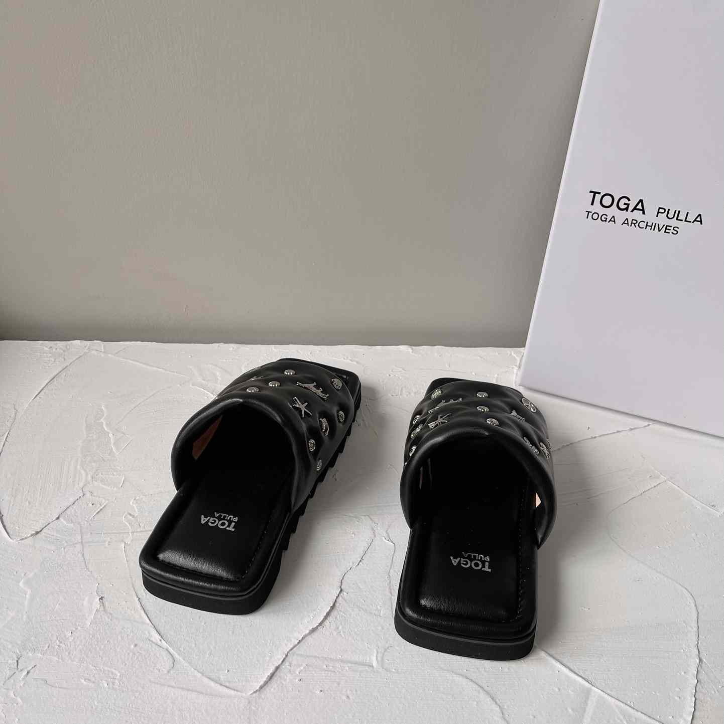 Toga Virilis Leather Slides - DesignerGu