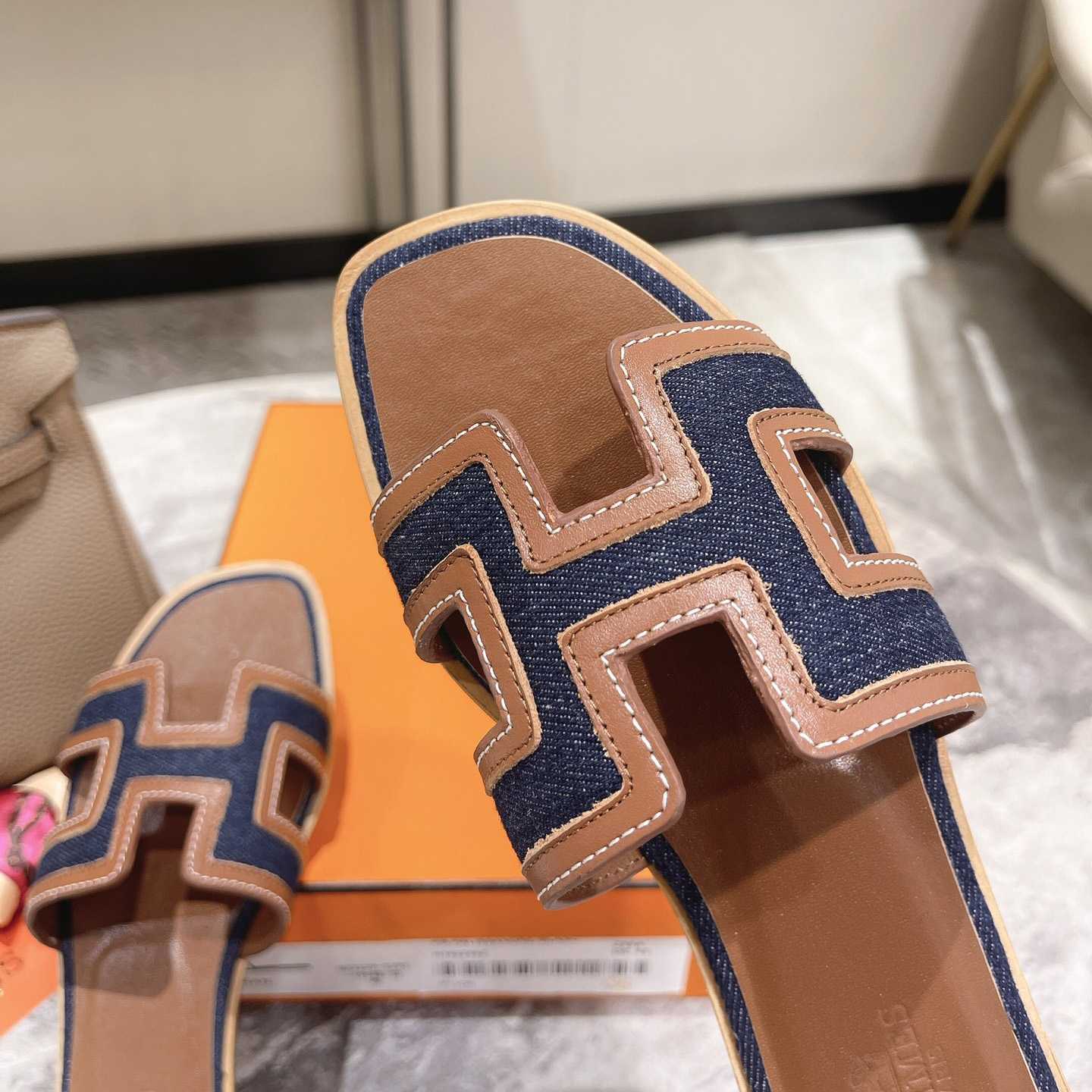 Hermes Oran Sandal - DesignerGu