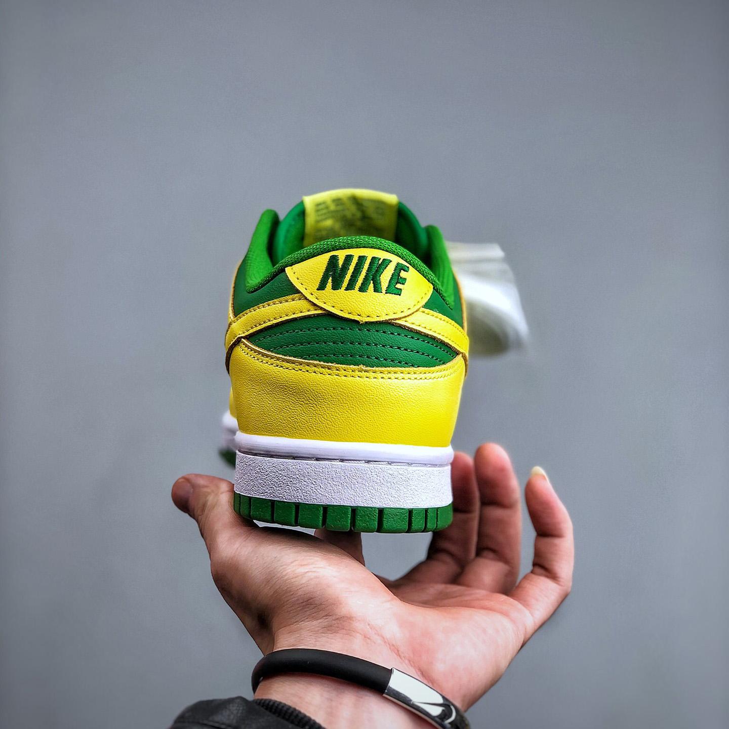 Nike SB Dunk Low 