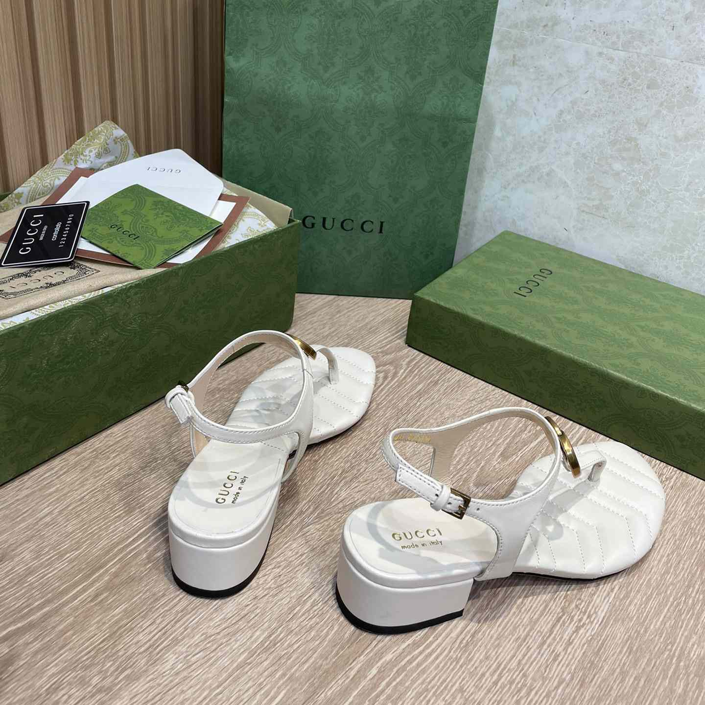 Gucci Women's Double G Sandal - DesignerGu