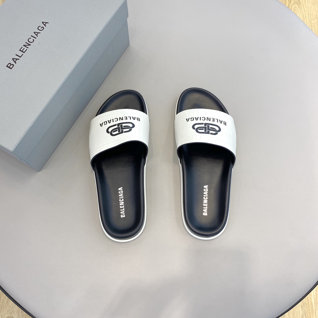 Balenciaga Pool Slide Sandal  - DesignerGu