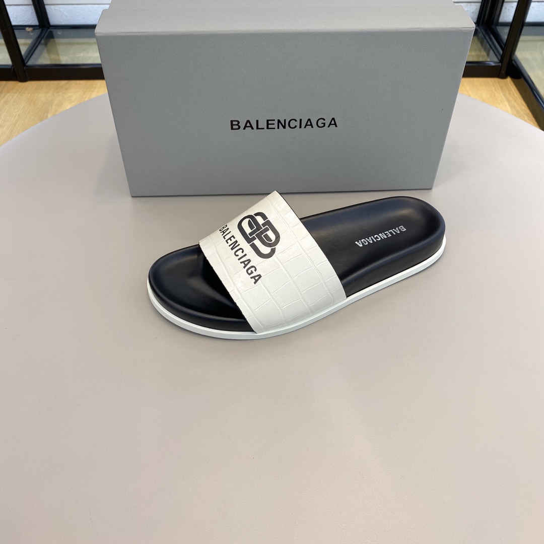 Balenciaga Pool Slide Sandal  - DesignerGu