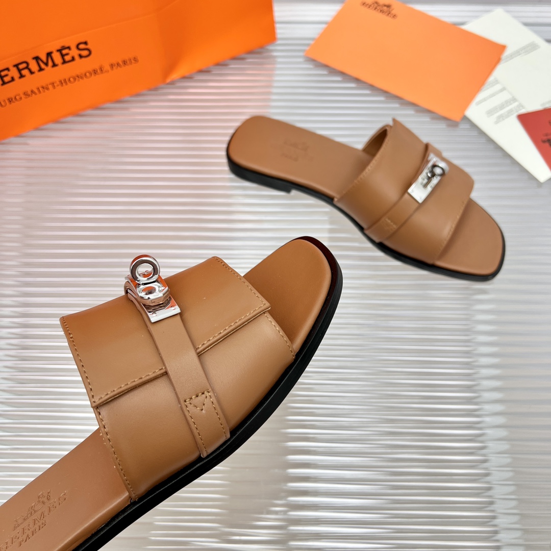 Hermes Giulia Sandal - DesignerGu