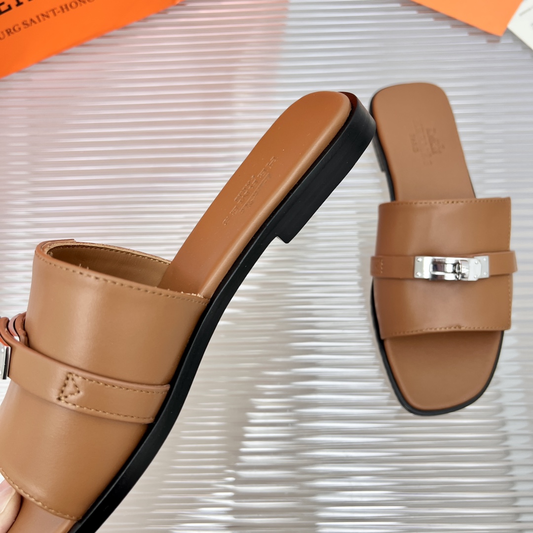 Hermes Giulia Sandal - DesignerGu