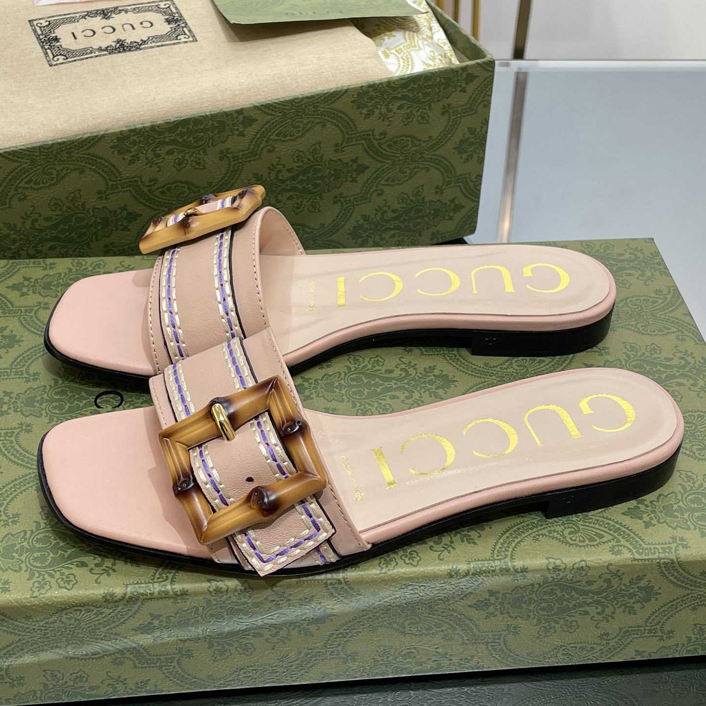 Gucci Women's Slide Sandal With Bamboo Buckle - DesignerGu