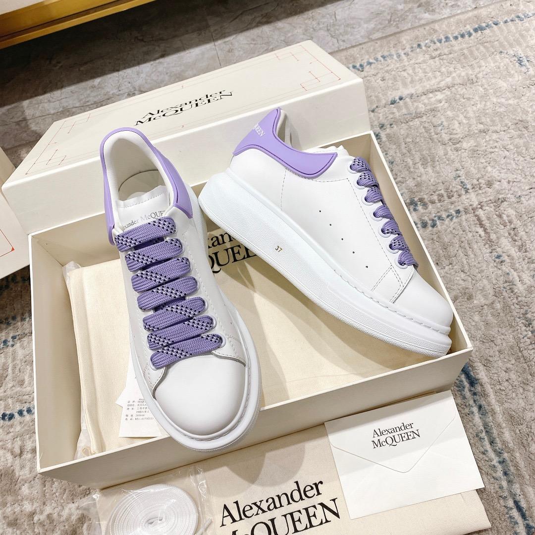 Alexander Mqueen Oversized Sneaker In White - DesignerGu