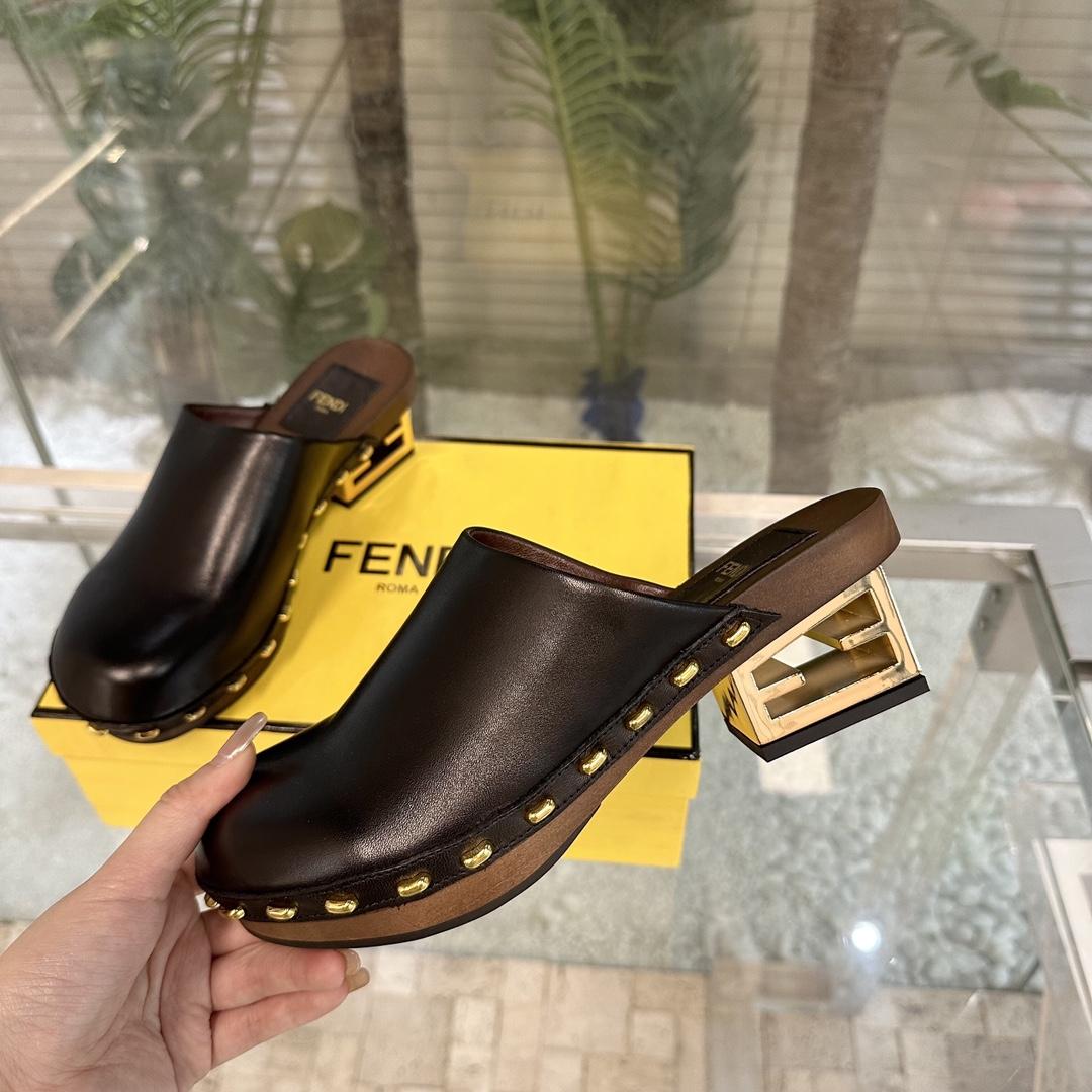 Fendi Baguette Show Black Leather Medium-heel Clogs - DesignerGu