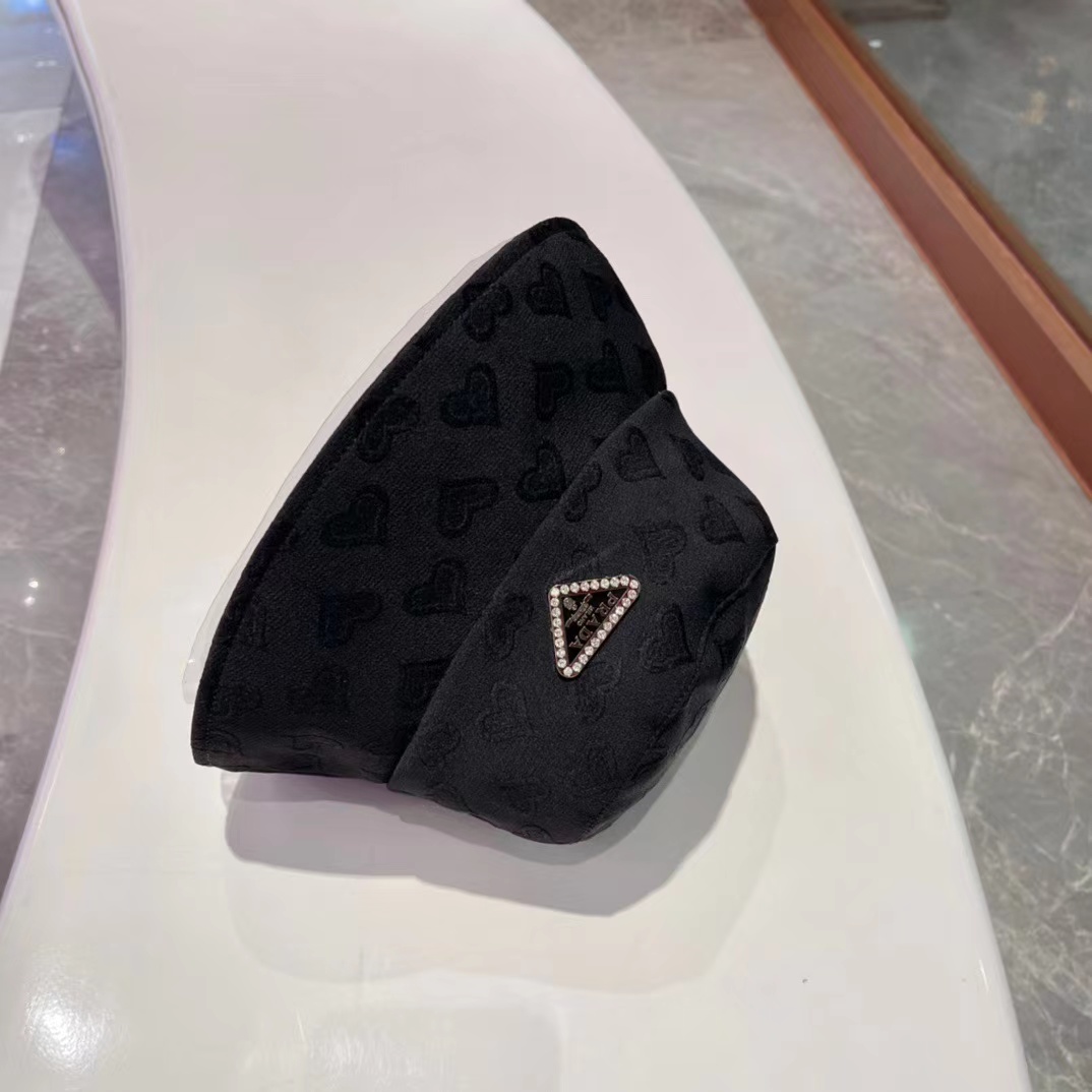 Prada Bucket Hat - DesignerGu