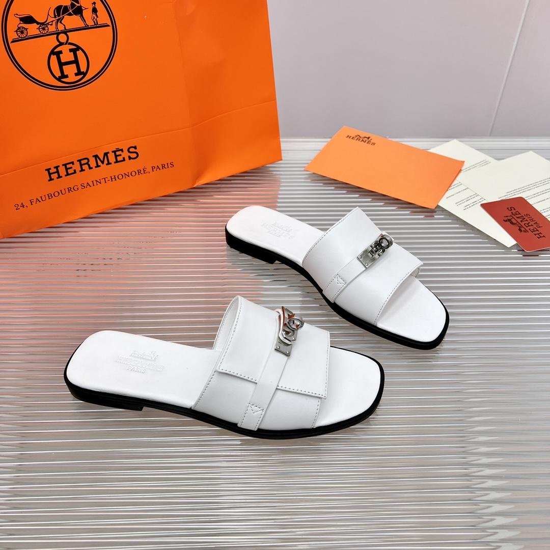 Hermes Giulia Sandal - DesignerGu