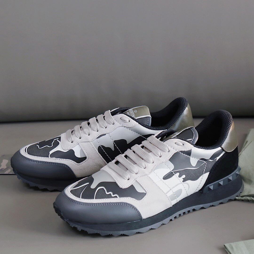 Valenti  Garavani Black & Gray Rockrunner Sneakers - DesignerGu