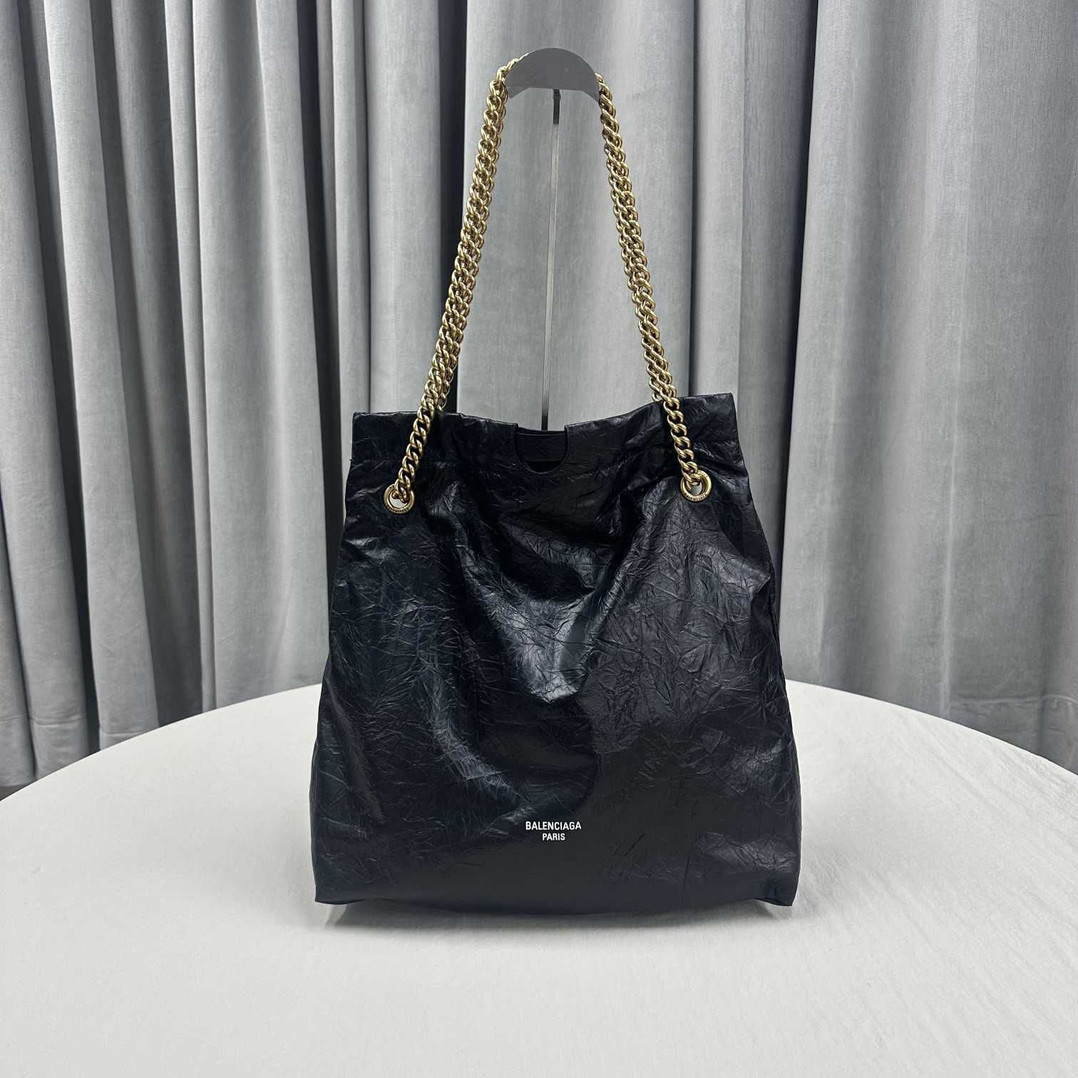 Balenciaga Women's Crush Medium Tote Bag In Black(39-46-14cm) - DesignerGu