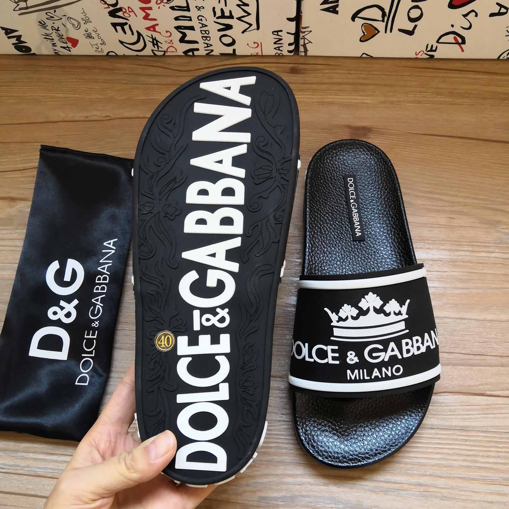 Dolce & Gabbana Logo Slides - DesignerGu