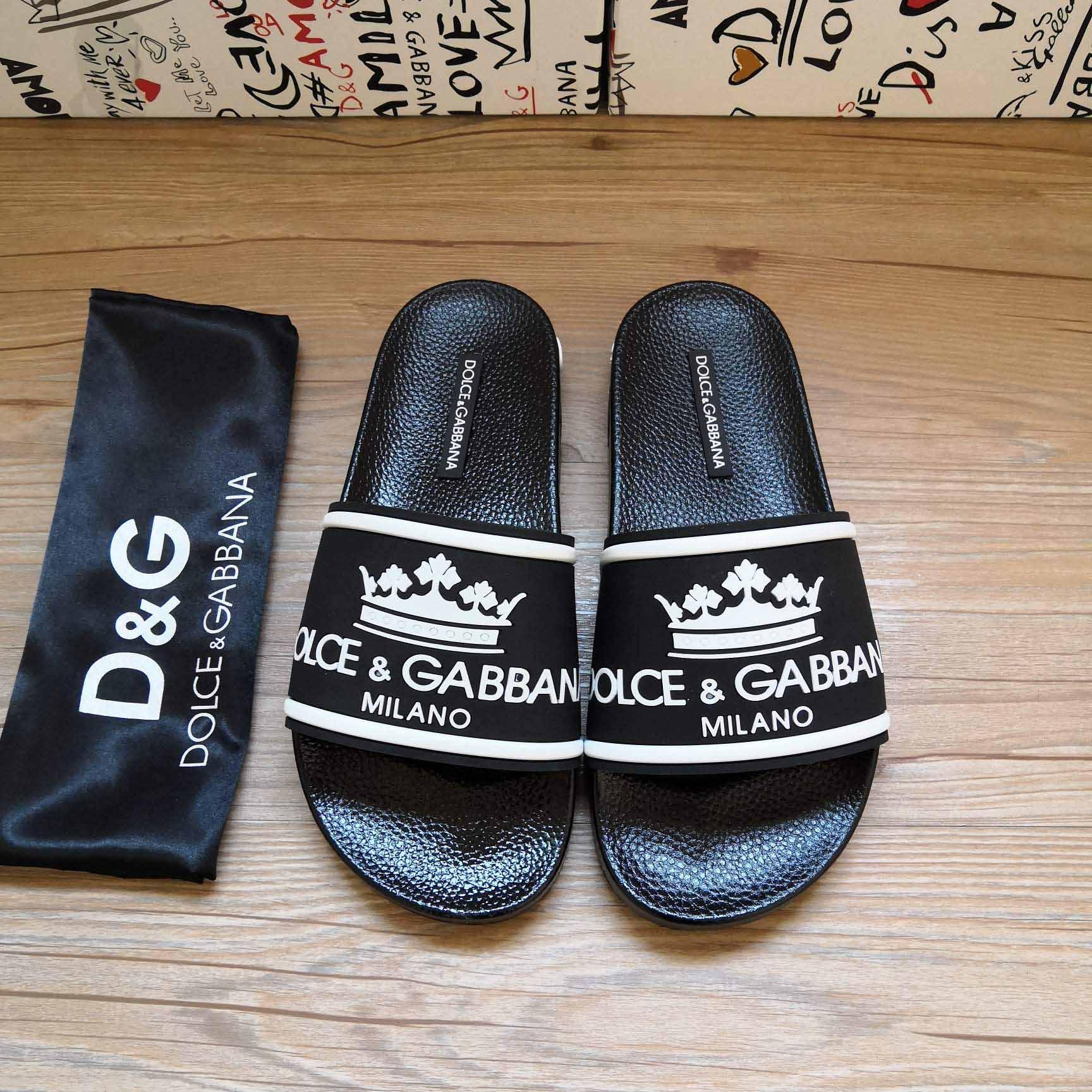 Dolce & Gabbana Logo Slides - DesignerGu