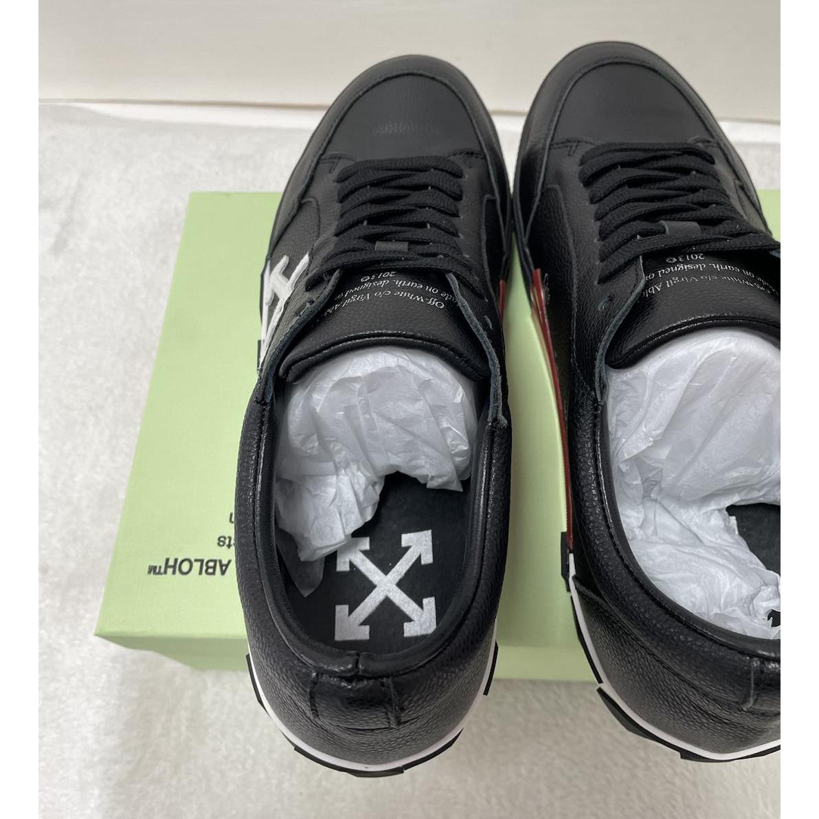 Off White Black Canvas Vulcanized Low Sneakers - DesignerGu