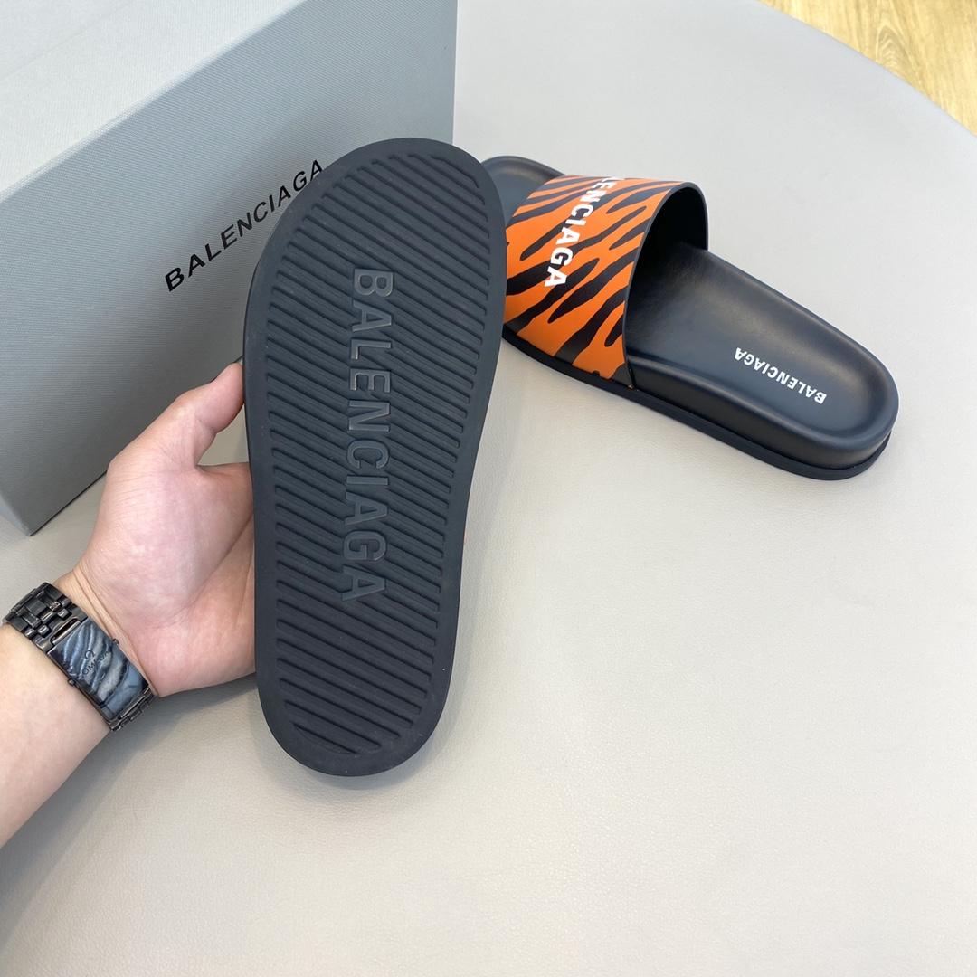 Balenciaga Pool Slide Sandal  - DesignerGu