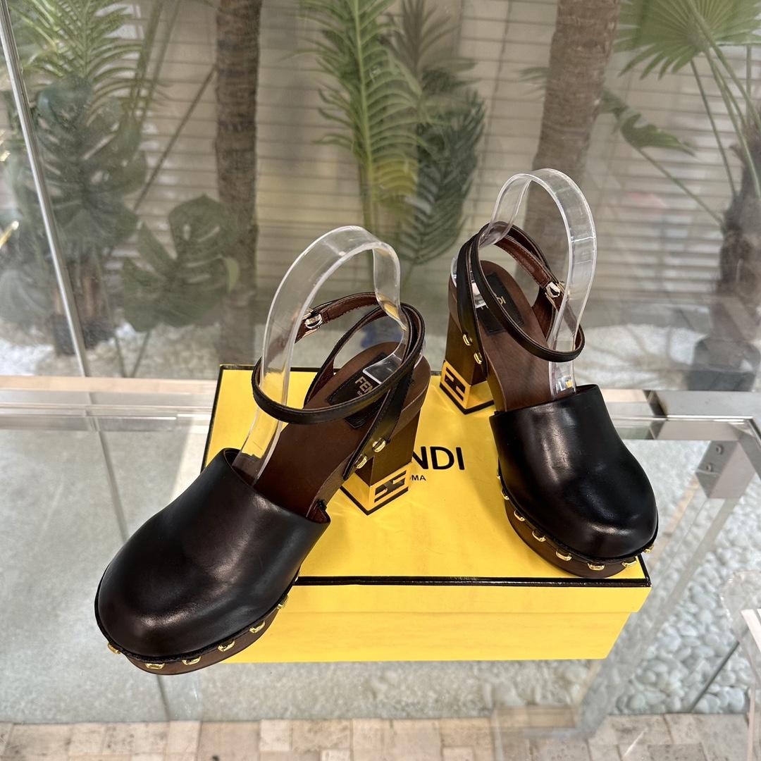 Fendi Baguette Show Black Leather High-heeled Clogs - DesignerGu