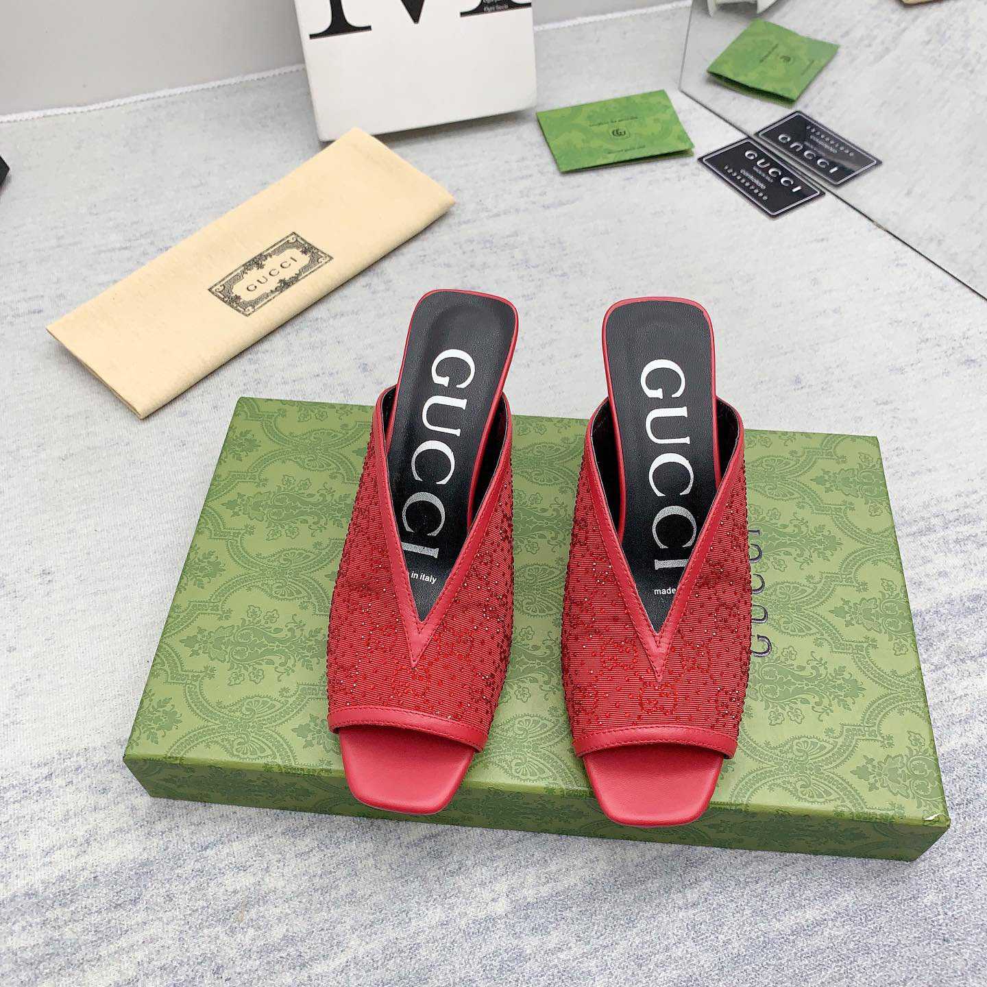 Gucci Women's GG Slide Sandal - DesignerGu