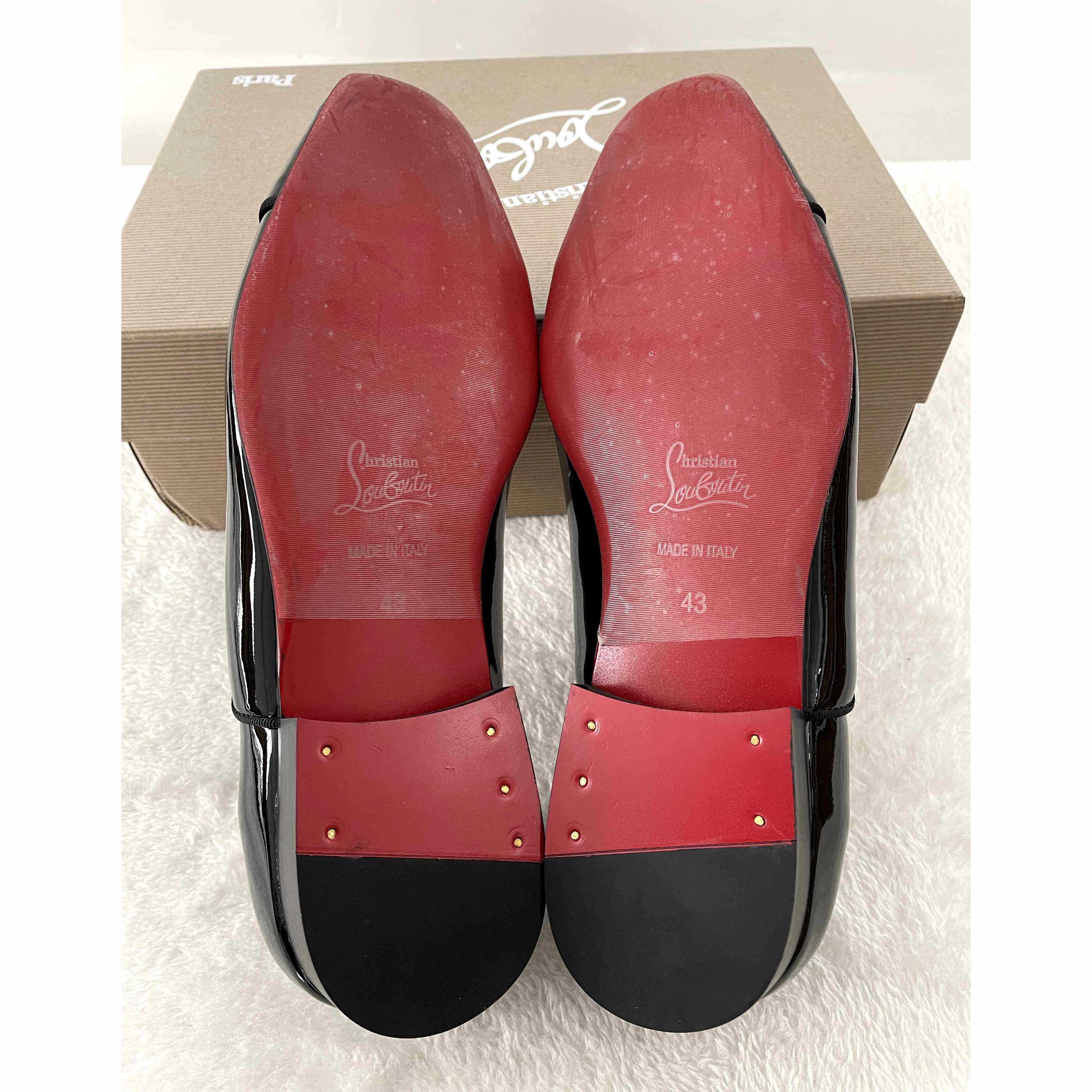 Christian Louboutin Greggy Chick Patent Leather Oxford Shoes - DesignerGu