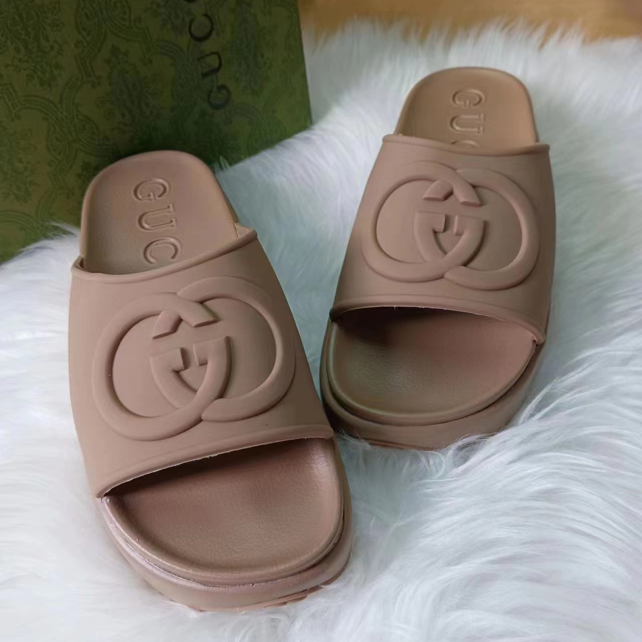 Gucci Interlocking G Slide Sandal  - DesignerGu