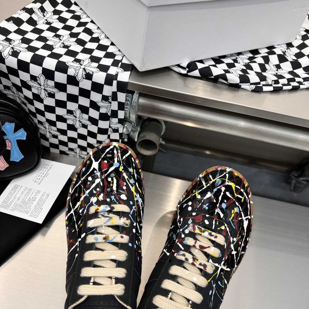 Maison Margiela Paint Replica Sneakers - DesignerGu