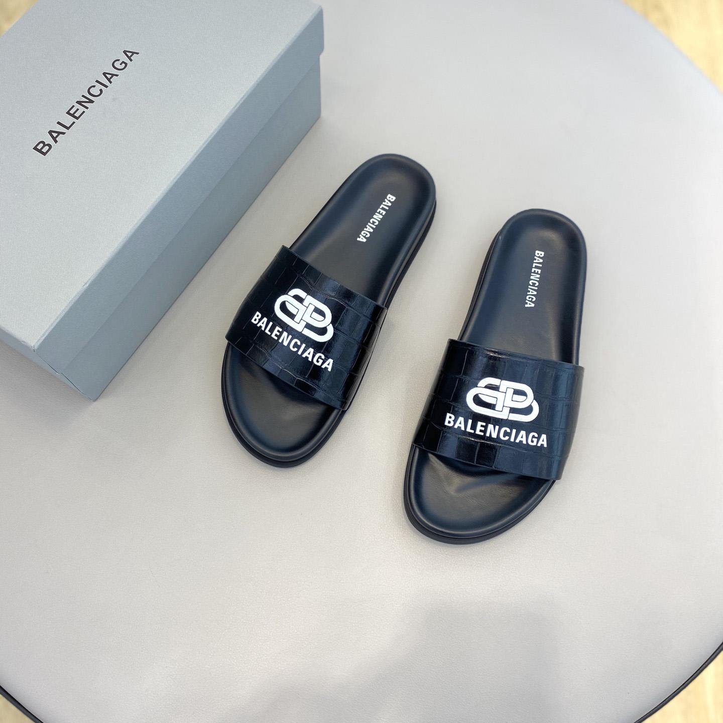 Balenciaga Pool Slide Sandal  - DesignerGu