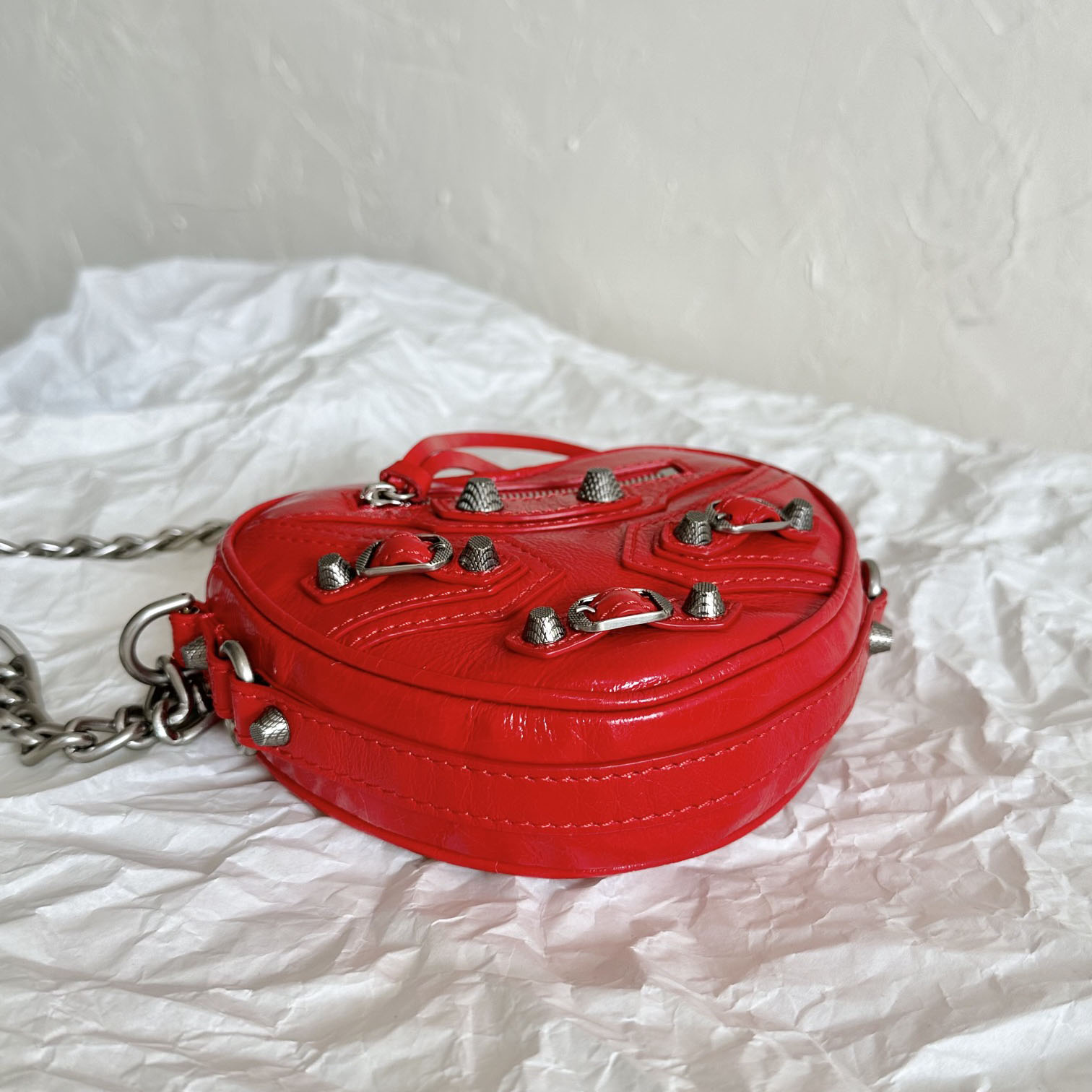 Balenciaga Le Cagole Heart Mini Bag In Red (16-12.7-4.5cm) - DesignerGu