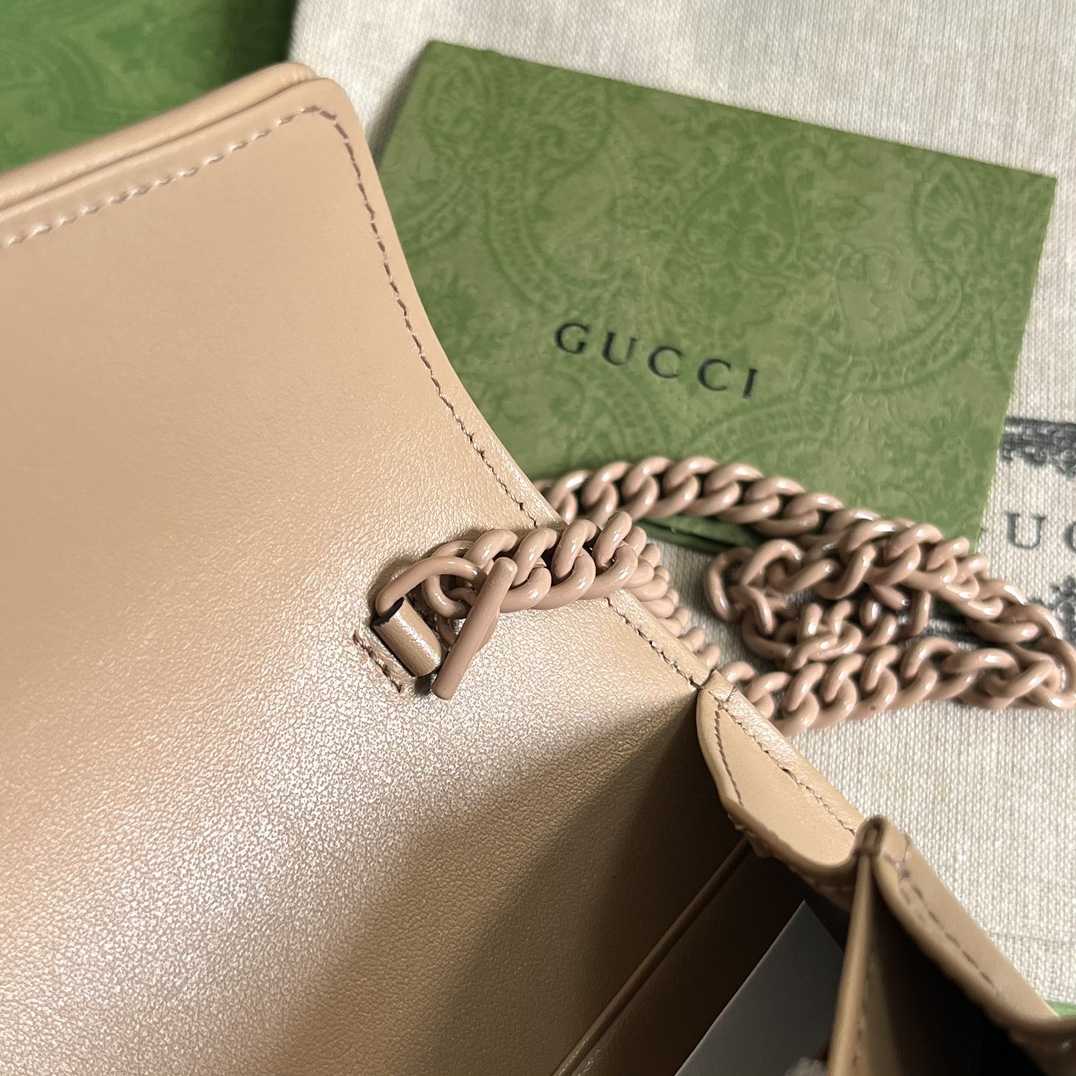 Gucci GG Marmont Matelassé Mini Bag(20-13-6cm)   - DesignerGu