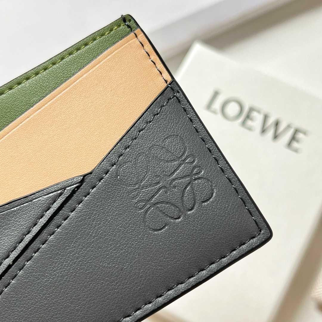 Loewe Puzzle Plain Cardholder (10x7.5cm) - DesignerGu