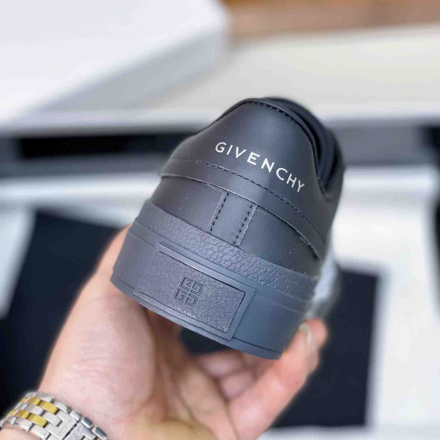 Givenchy City Sport Castle Sneakers In Leather - DesignerGu