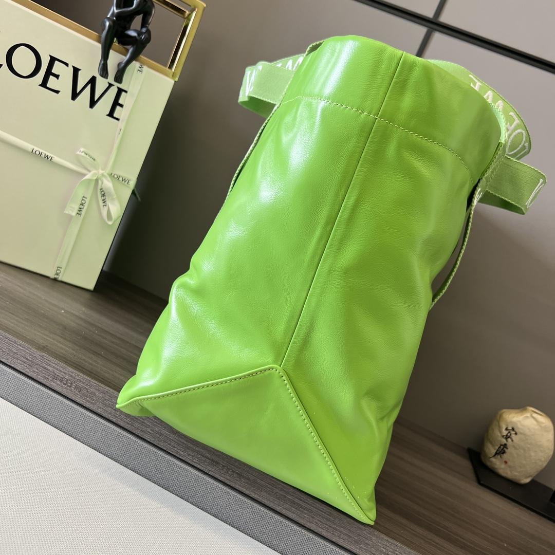 Loewe Fold Shopper In Paper Calfskin - DesignerGu