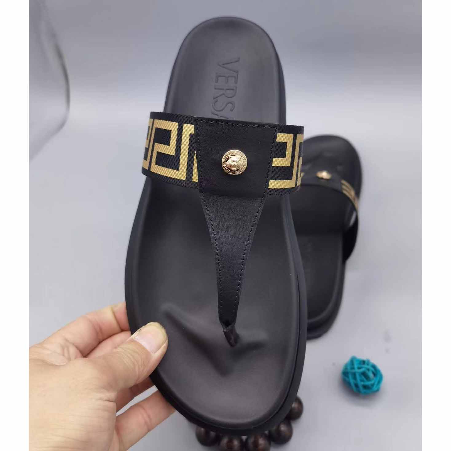 Versace Medusa Plaque Flip-Flop - DesignerGu