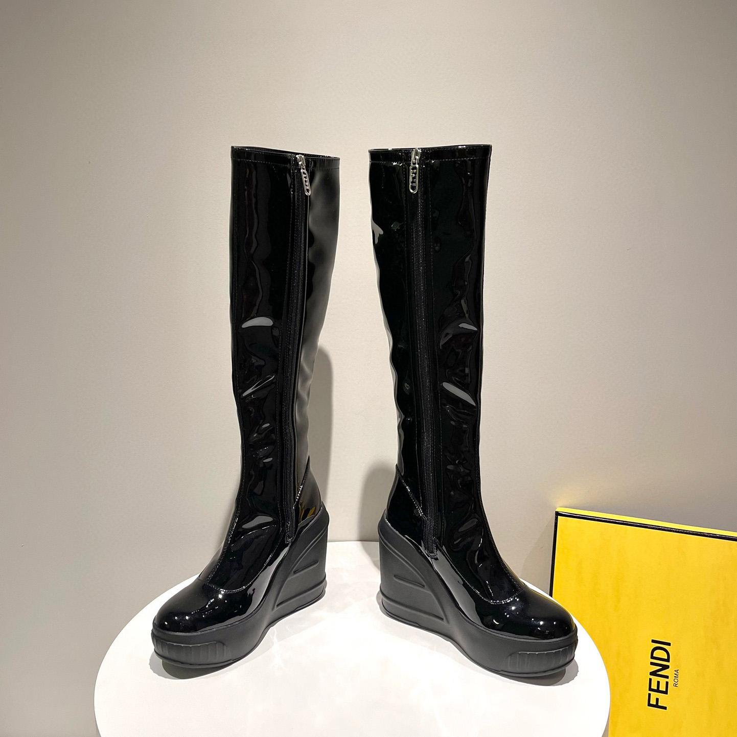 Fendi Fashion Show Black Patent Leather Boots - DesignerGu