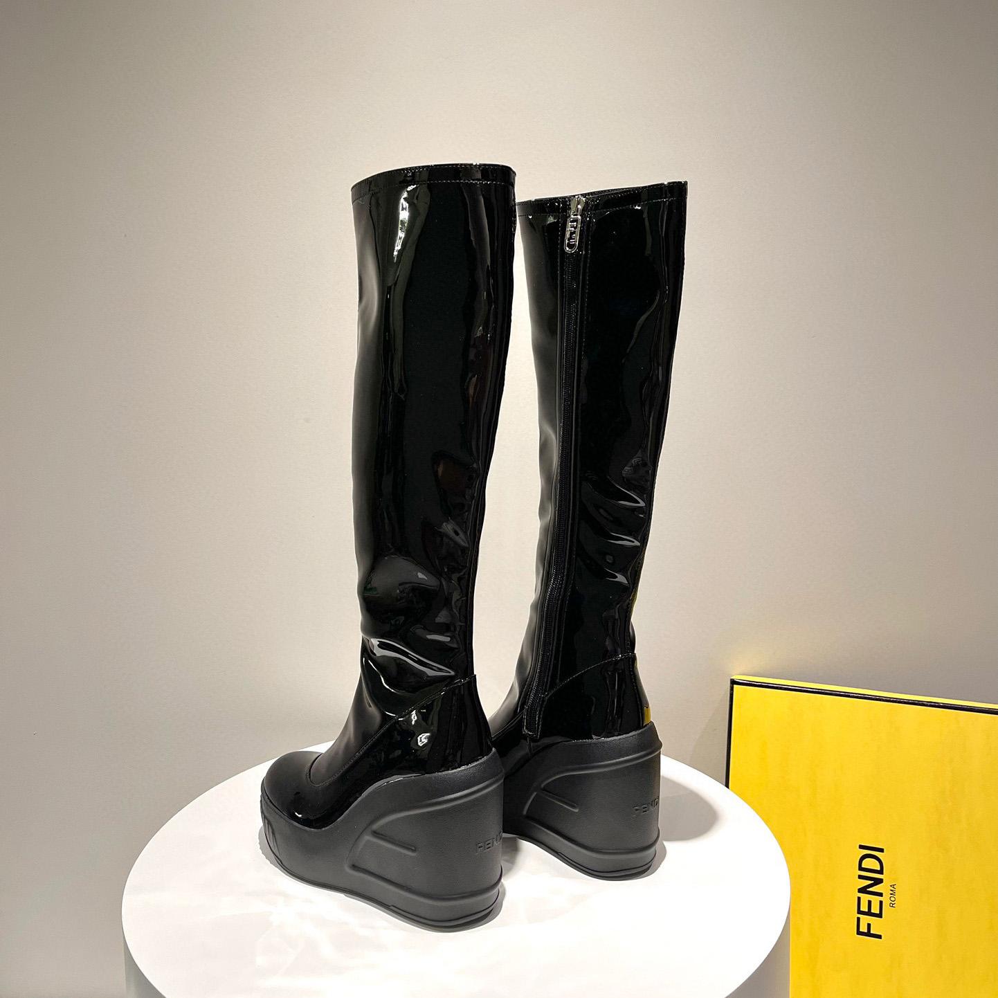 Fendi Fashion Show Black Patent Leather Boots - DesignerGu