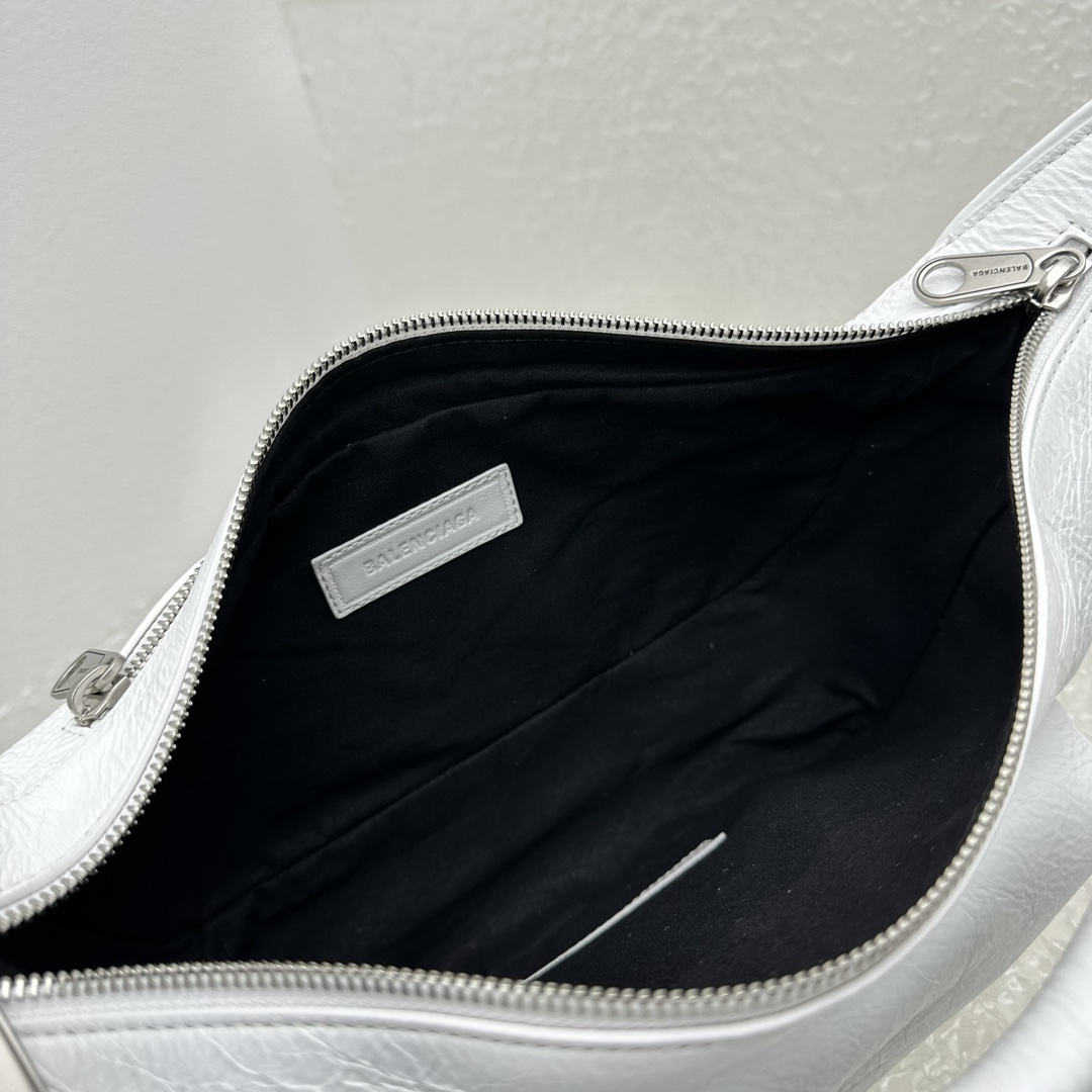 Balenciaga Raver Medium Bag With Handle In White - DesignerGu