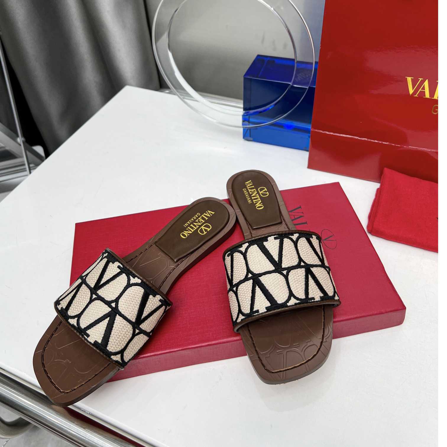 Valenti Toile Iconographe Slide Sandal  - DesignerGu