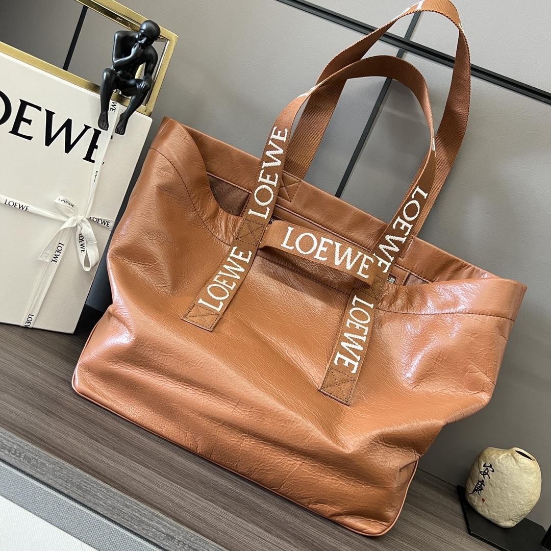 Loewe Fold Shopper In Paper Calfskin - DesignerGu