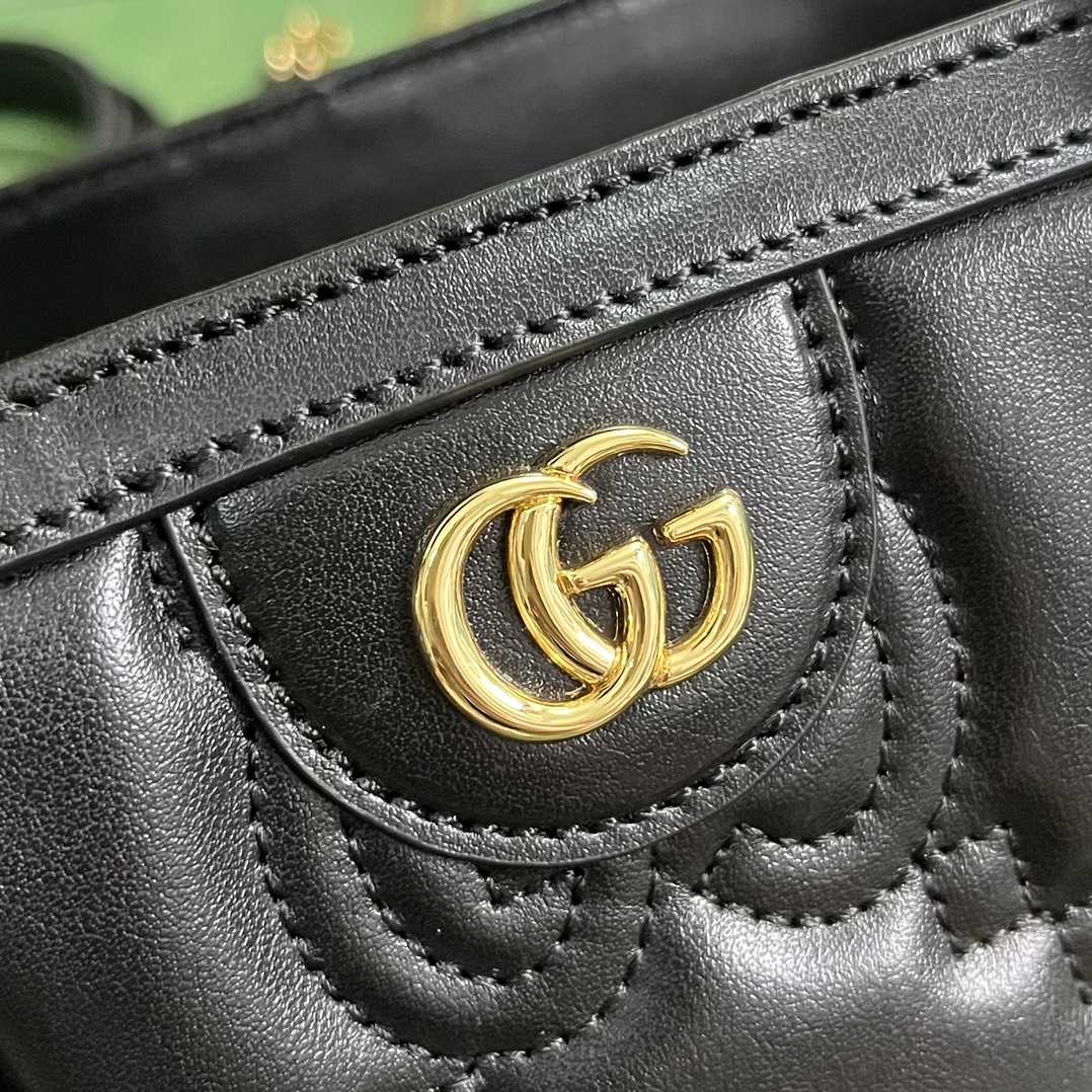 Gucci GG Matelassé Tote(31-27.5-14cm) - DesignerGu