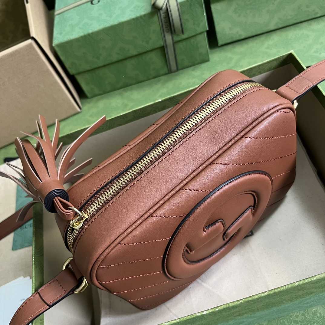 Gucci Blondie Small Shoulder Bag(21-15.5-5cm) - DesignerGu