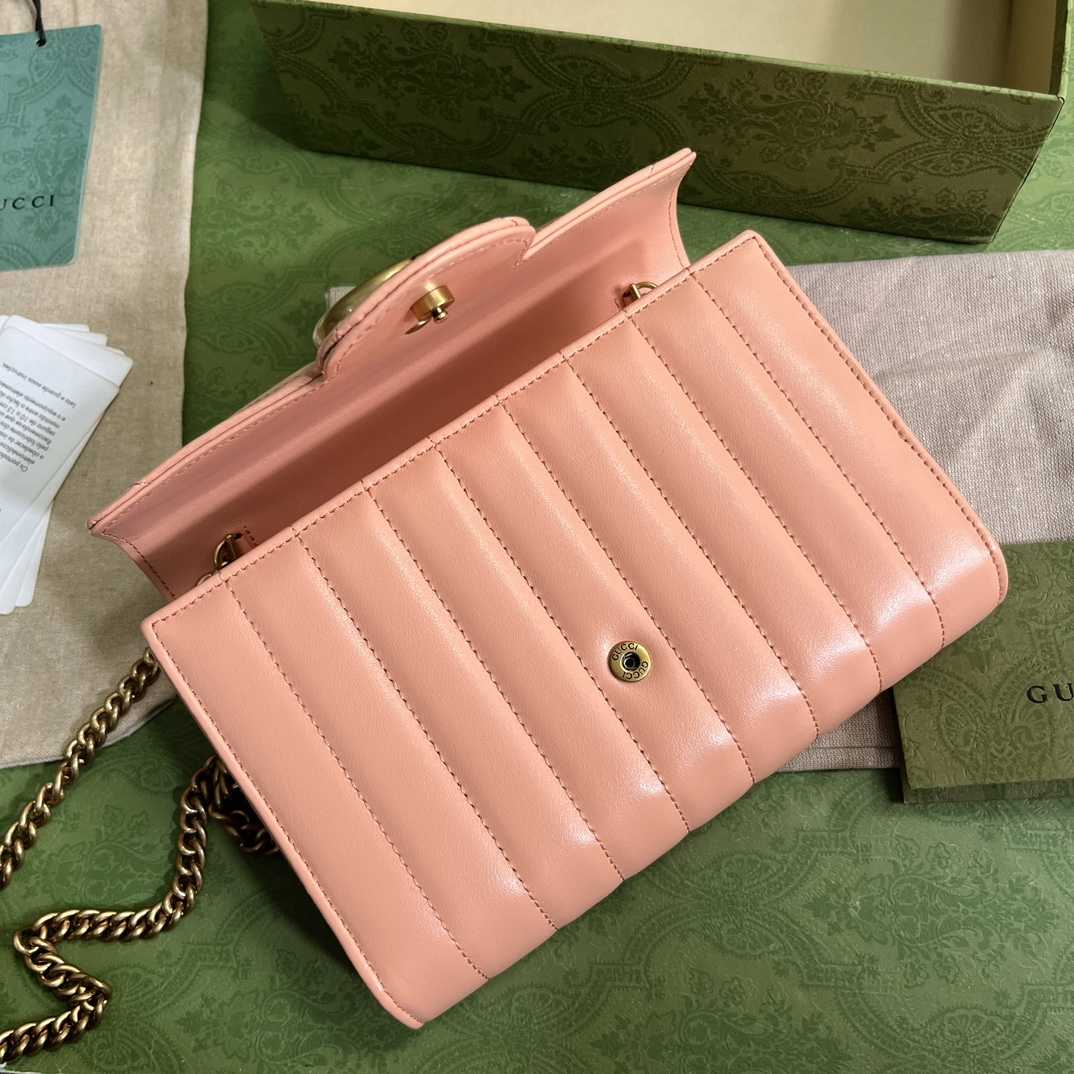 Gucci GG Marmont Matelassé Mini Bag(20-13-6cm)   - DesignerGu