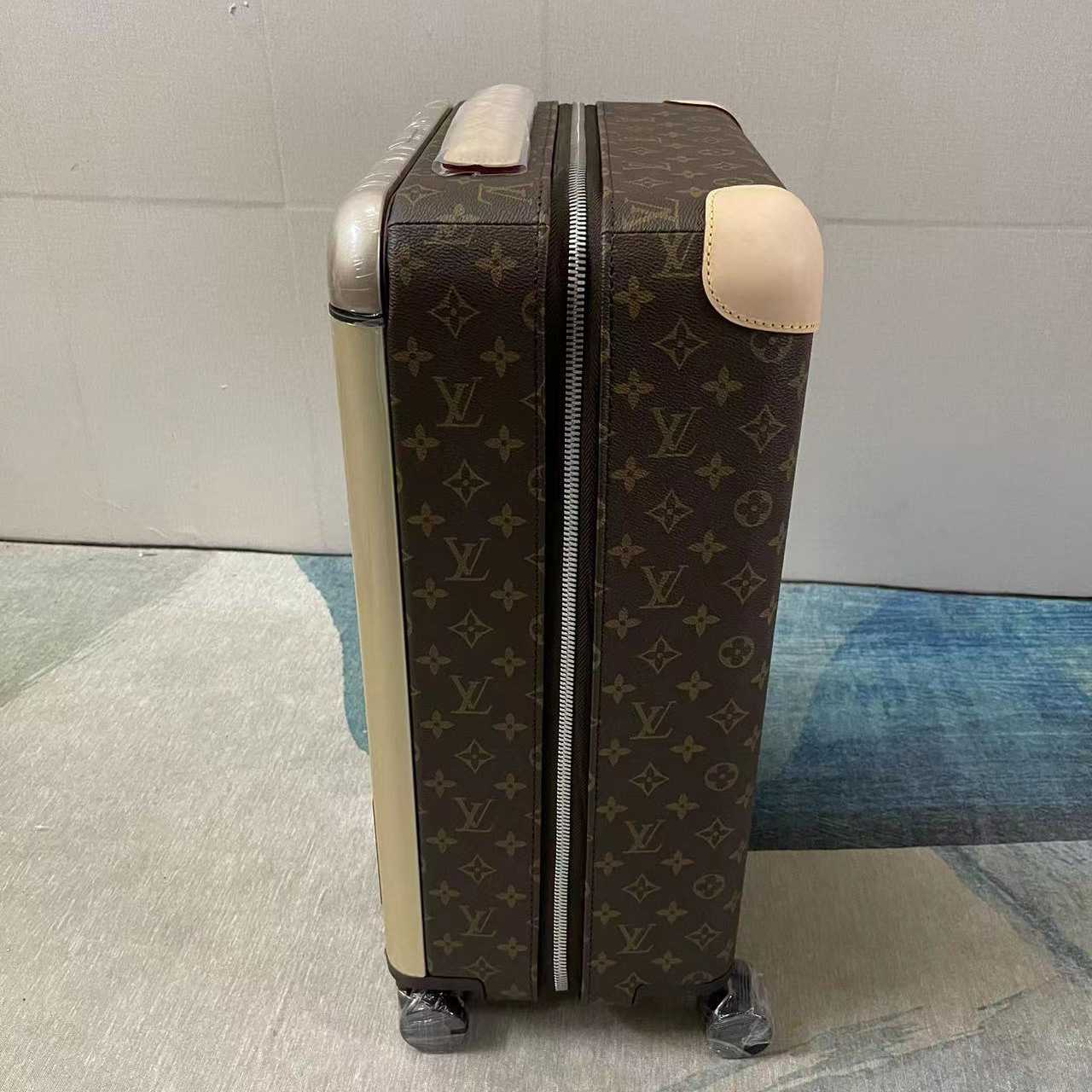 Louis Vuitton  Luggage - DesignerGu